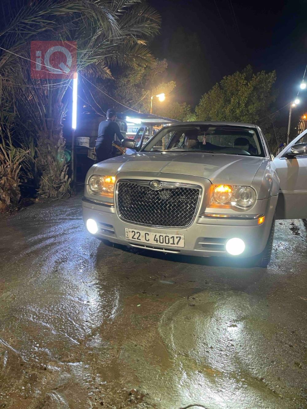کرایسلەر 300